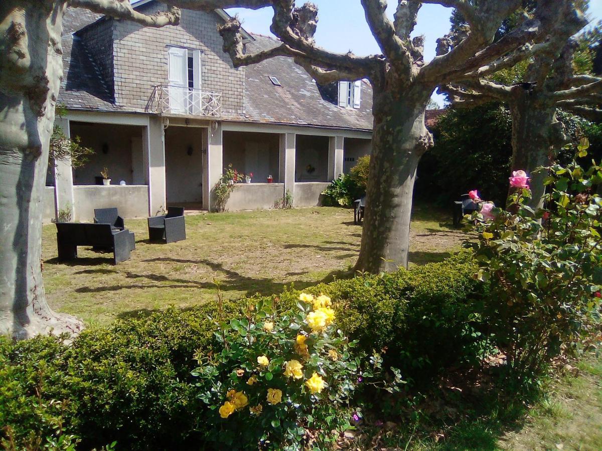 La Villa Du Bearn Garlin Eksteriør billede